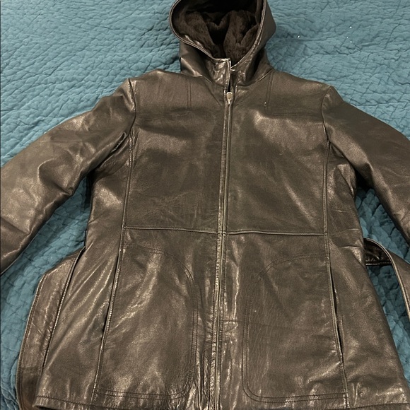 Wilsons Fur Lined Hooded Leather Jacket - Picture 10 of 10